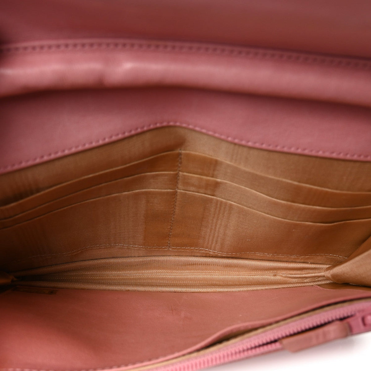 Caviar Wallet Bag - Pink