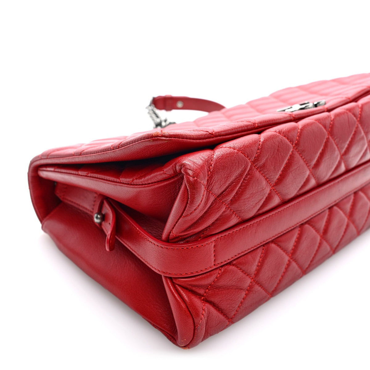 Large Quilted Goatskin Flap Shoulder Bag - Red