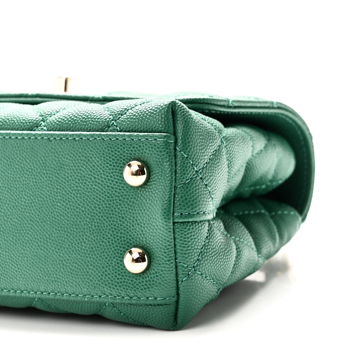 Mini Quilted Caviar Flap Shoulder Bag - Green