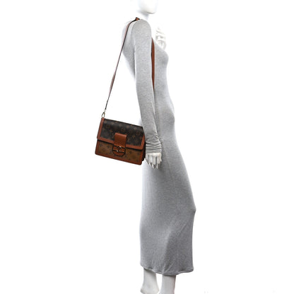 Reverse Monogram Dauphine Mm Handbag