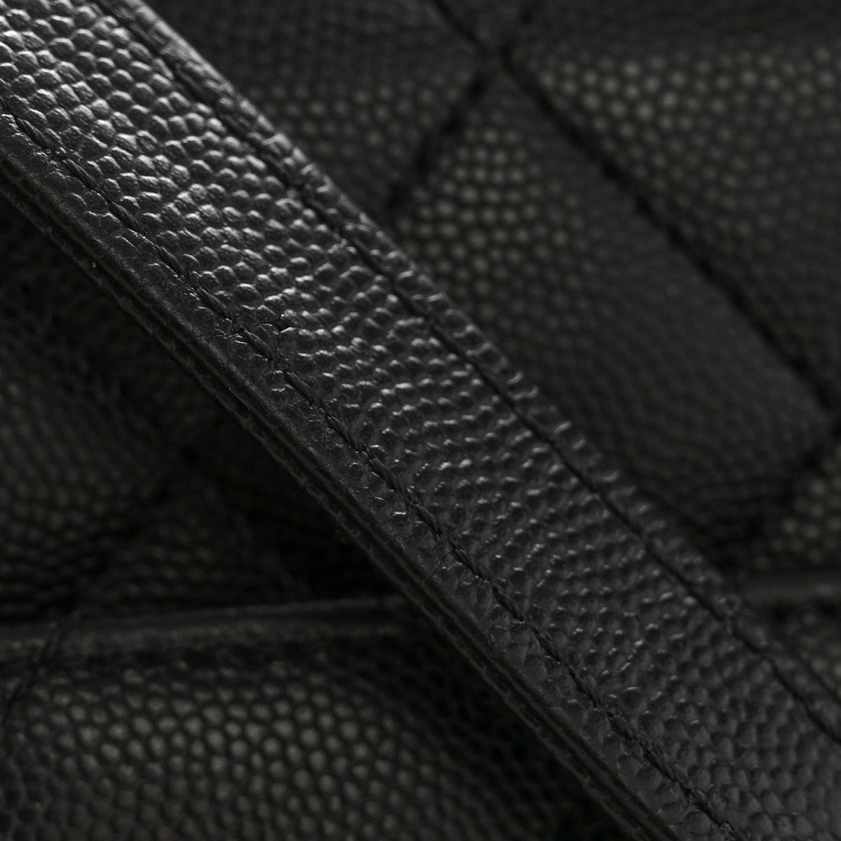 Large Quilted Caviar Flap Shoulder Bag - Black