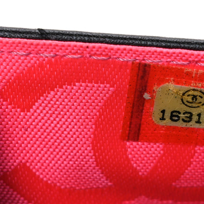 Quilted Calfskin Wallet Bag - Black