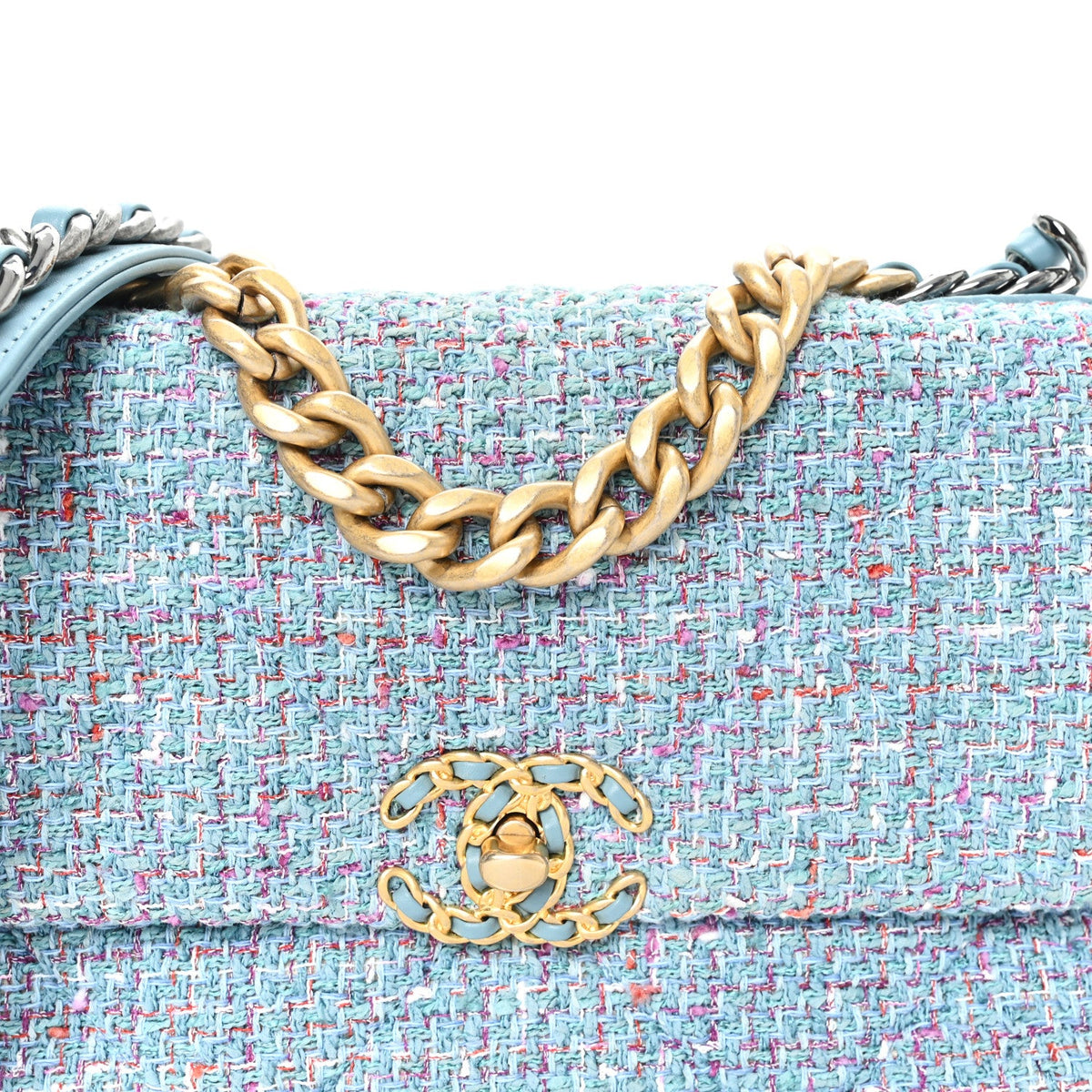 Medium Quilted Flap Shoulder Bag - Blue