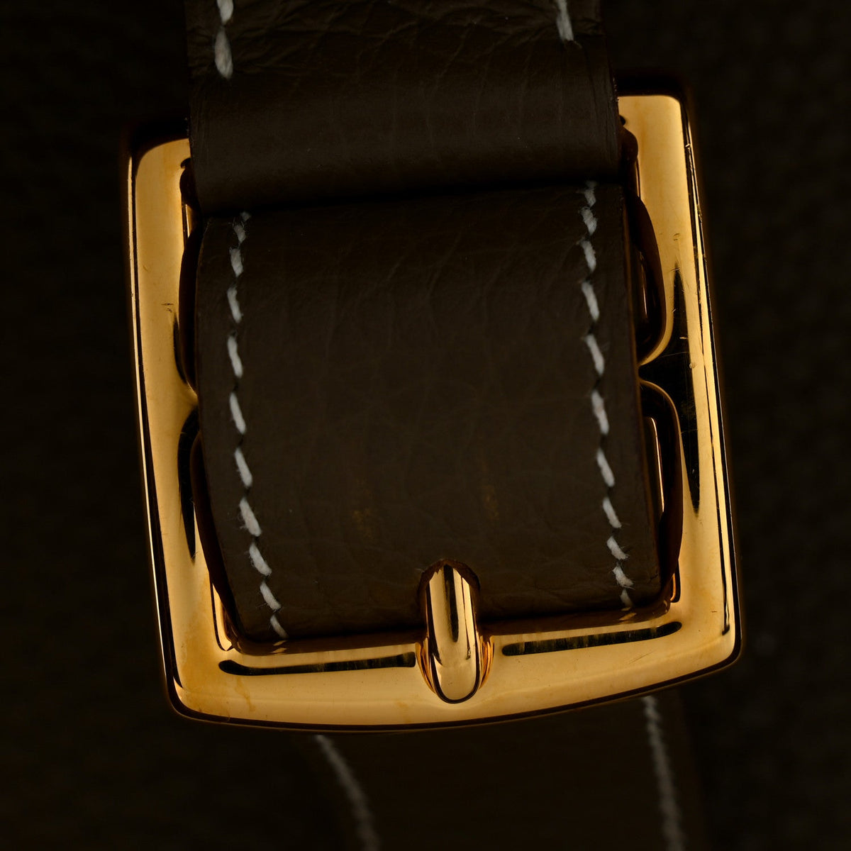 Taurillon Clemence Halzan 31 Gm Etoupe Handbag