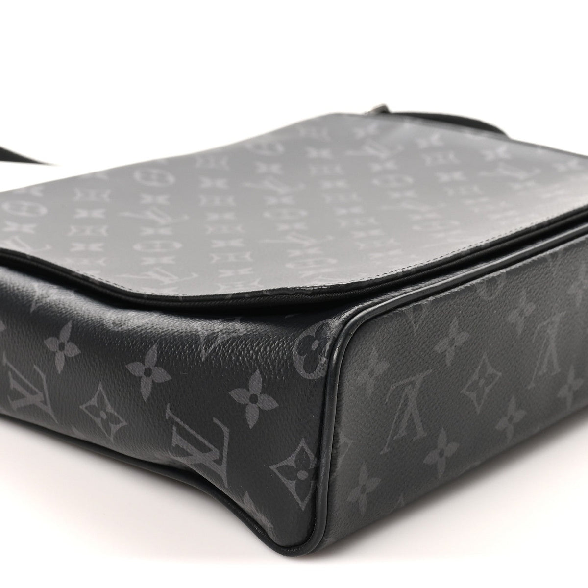 Monogram Eclipse District Mm Handbag