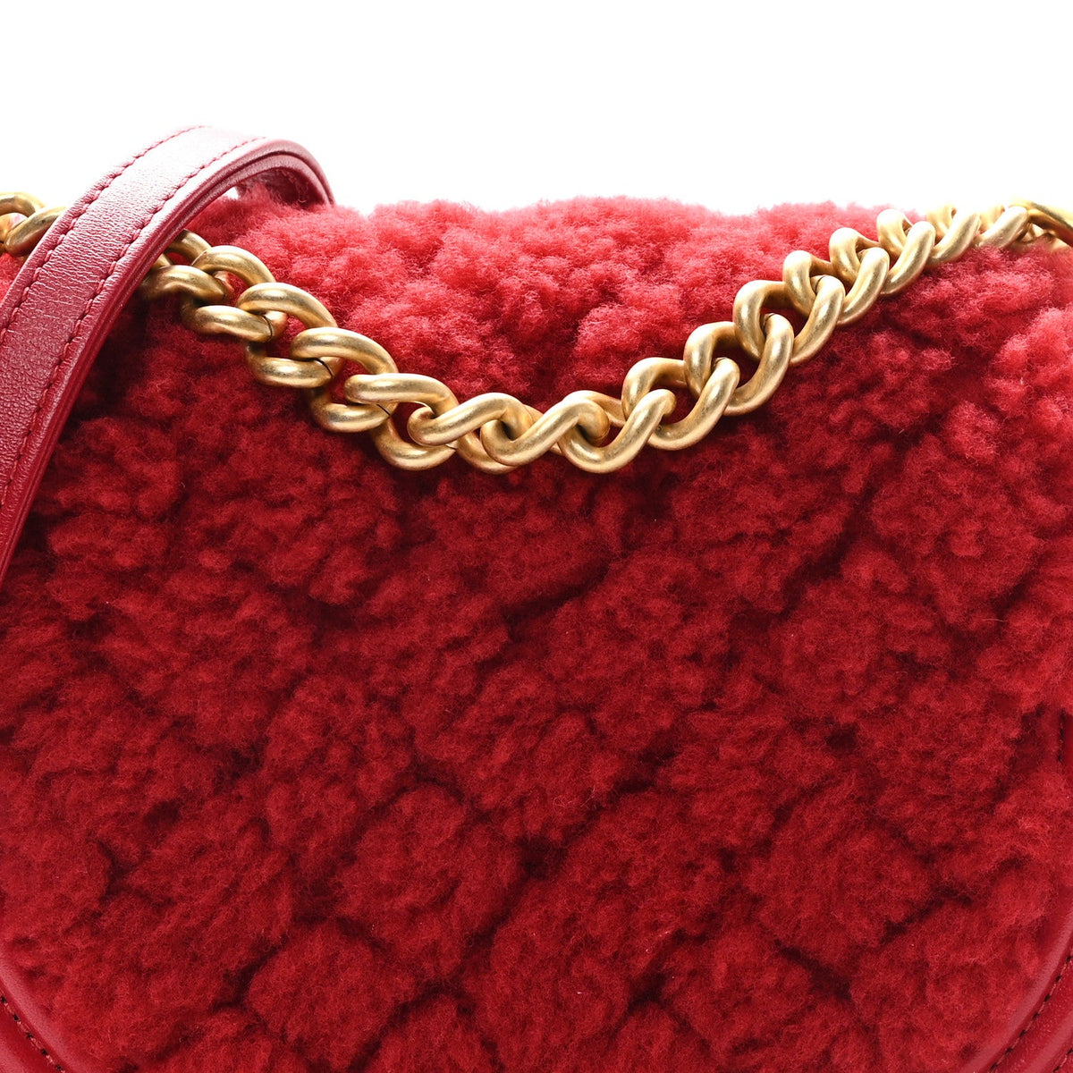 Small Quilted Calfskin Handbag - Red