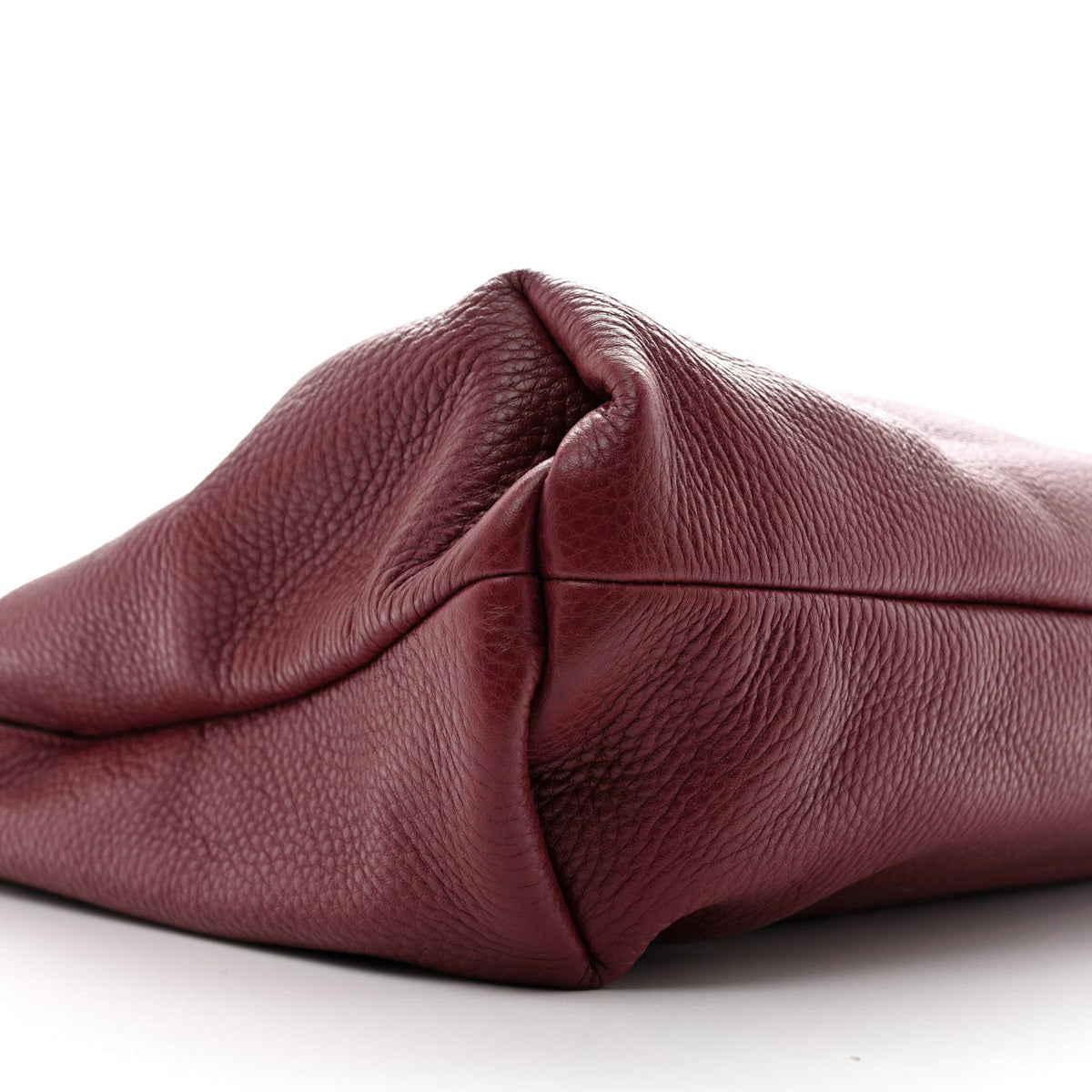 Maxi Calfskin Shoulder Bag - Red