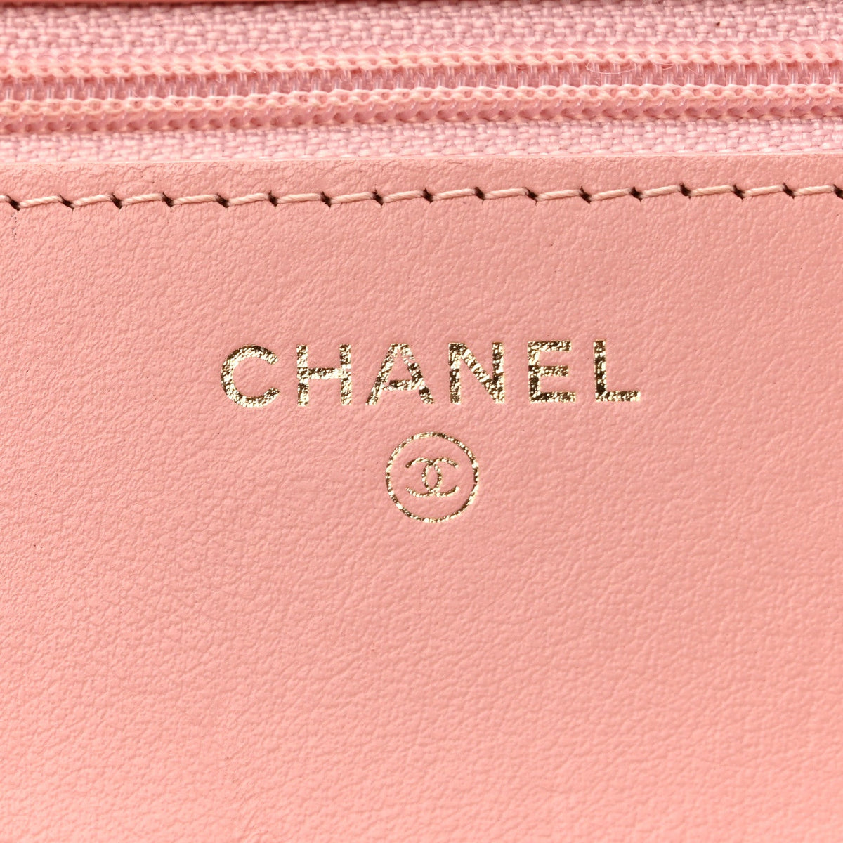 Quilted Caviar Wallet Bag - Pink