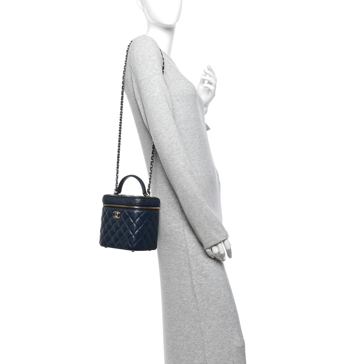 Small Quilted Caviar Handbag - Blue