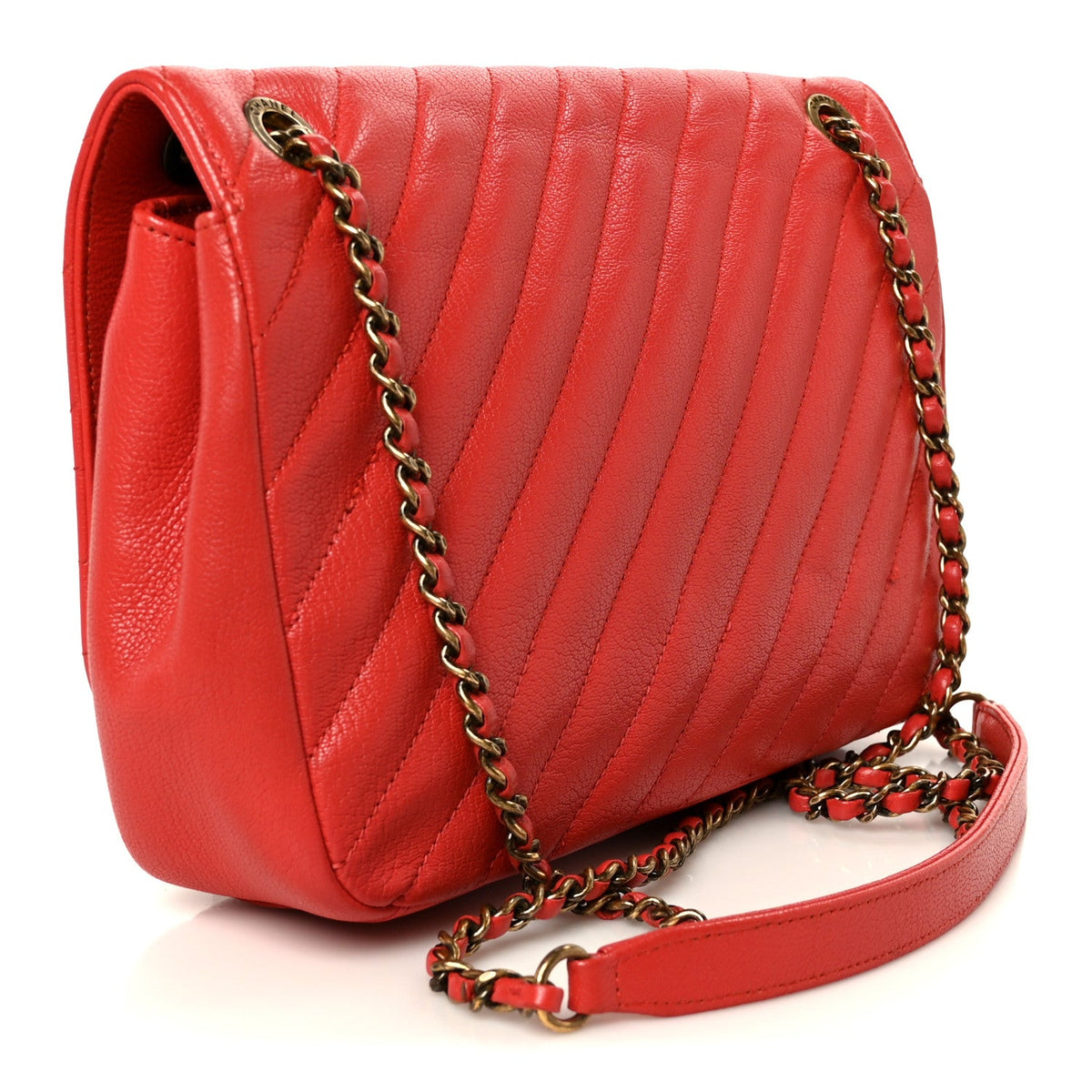 Medium Quilted Goatskin Flap Shoulder Bag - Red