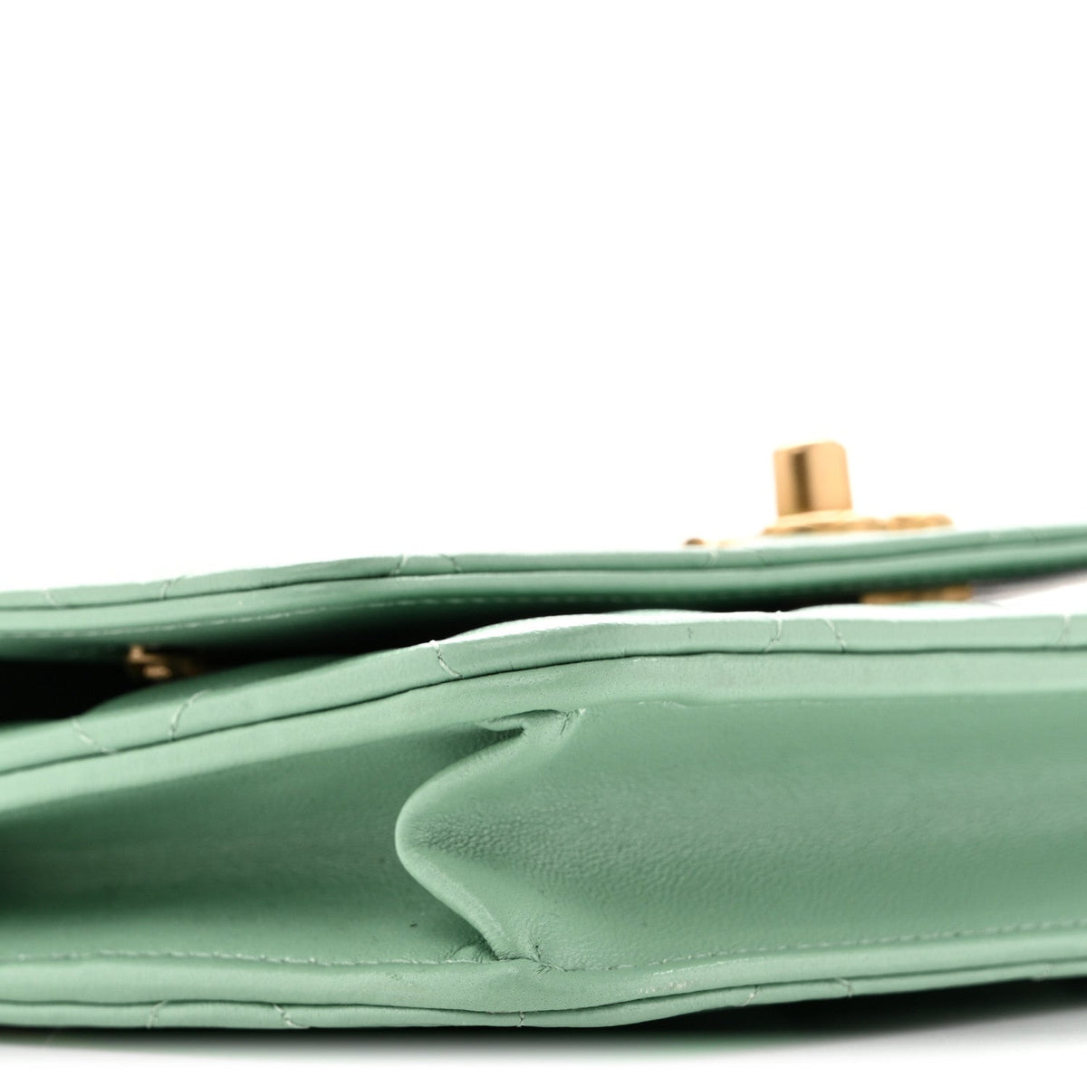 Quilted Lambskin Wallet Bag - Green