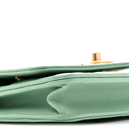 Quilted Lambskin Wallet Bag - Green