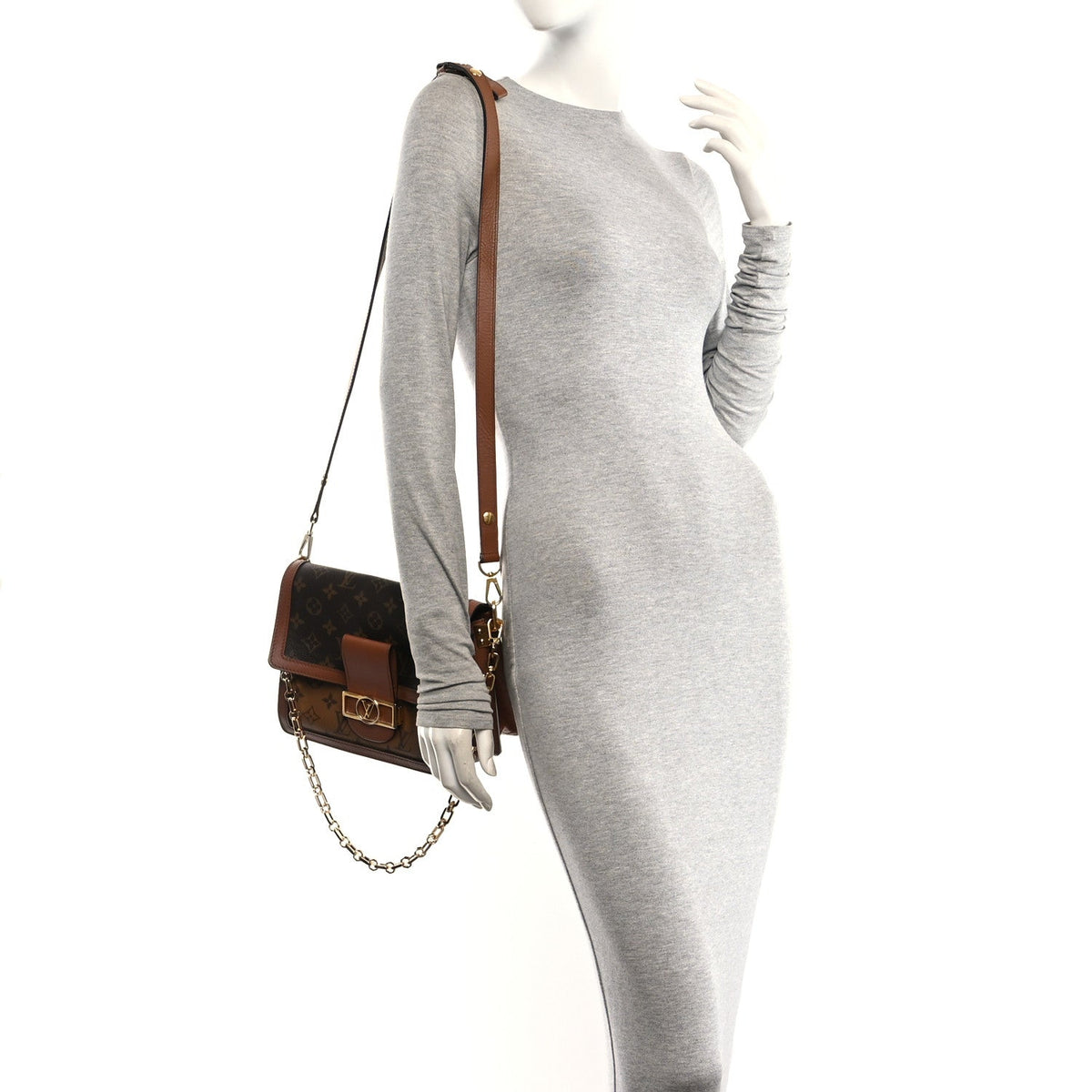Reverse Monogram Dauphine Mm Handbag