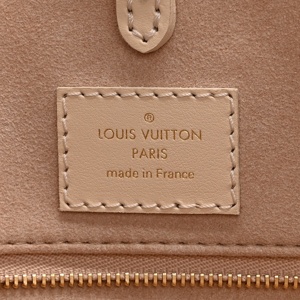 Empreinte Monogram Giant Onthego Mm Crem Handbag