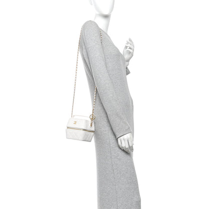Quilted Caviar Handbag - White