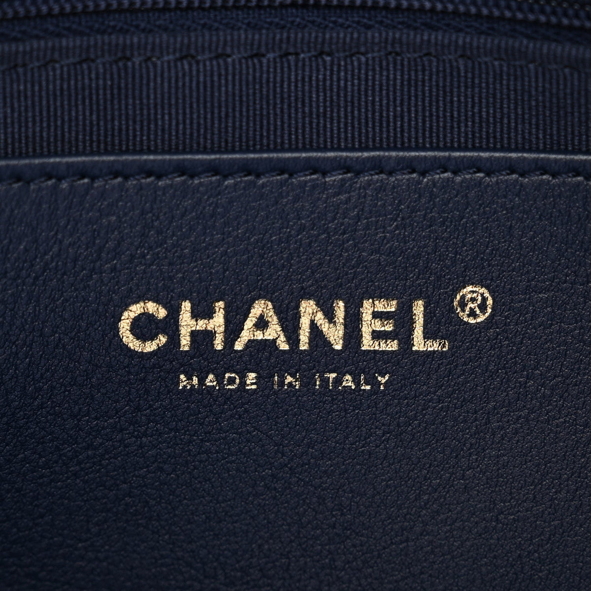Maxi Quilted Hobo Bag - Blue