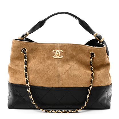 Small Quilted Lambskin Handbag - Beige