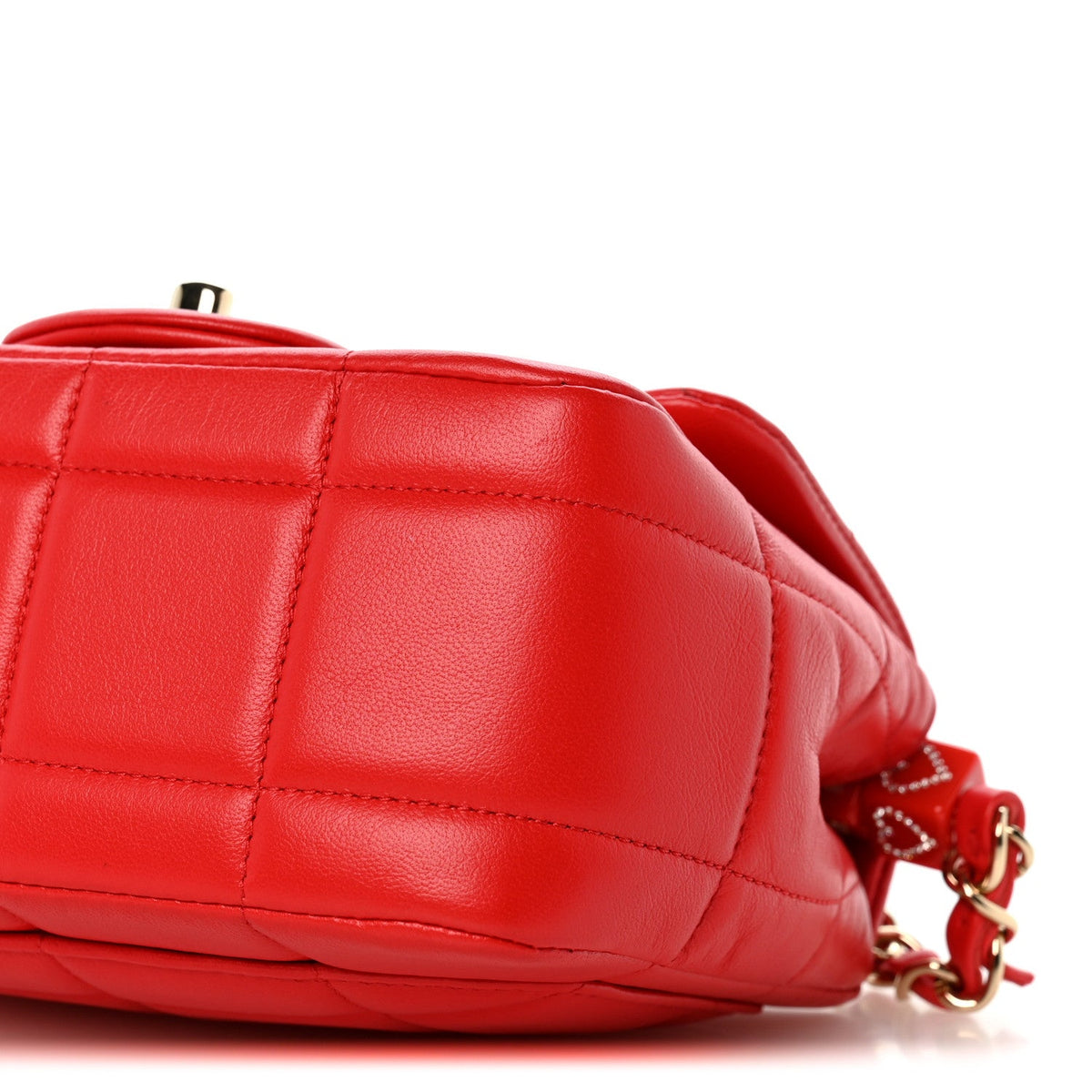 Mini Quilted Lambskin Flap Shoulder Bag - Red