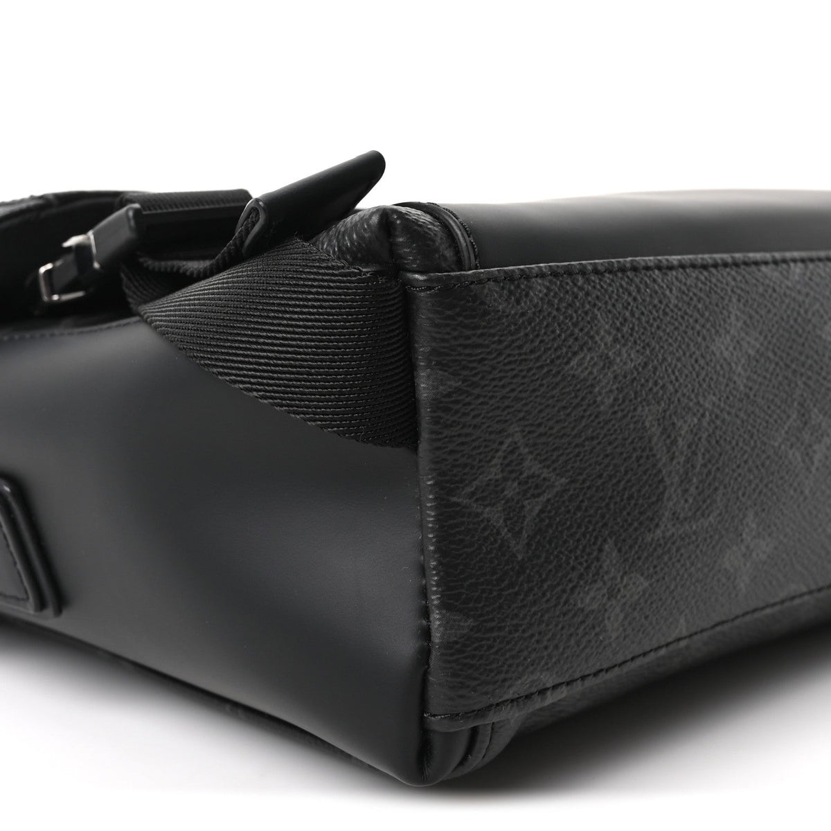 Monogram Eclipse Voyager Pm Messenger Handbag