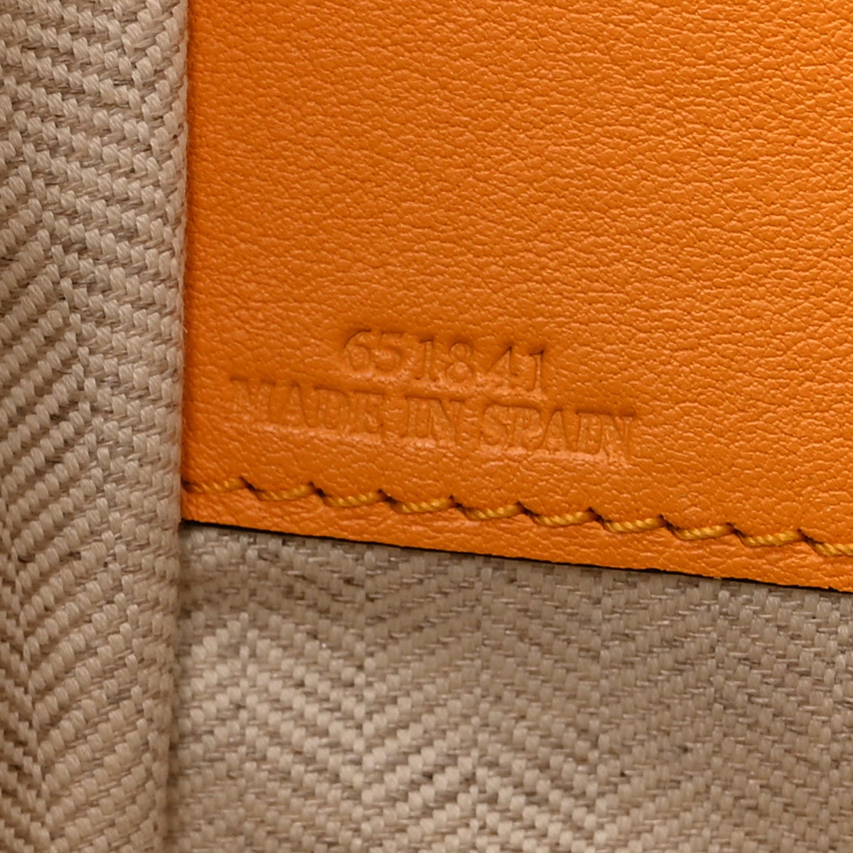 Small Calfskin Shoulder Bag - Yellow