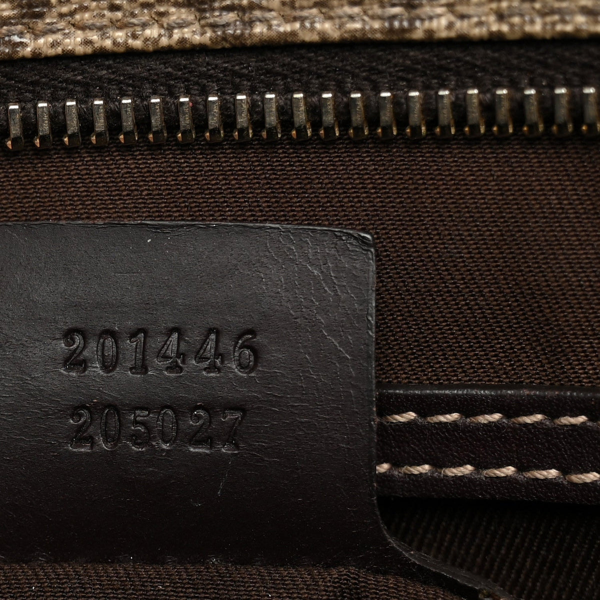 Medium Handbag - Brown