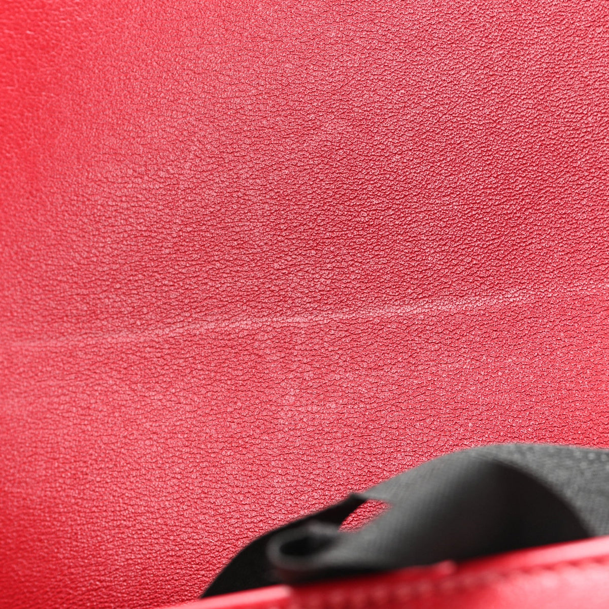 Small Quilted Calfskin Handbag - Red