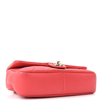 Quilted Lambskin Flap Shoulder Bag - Red