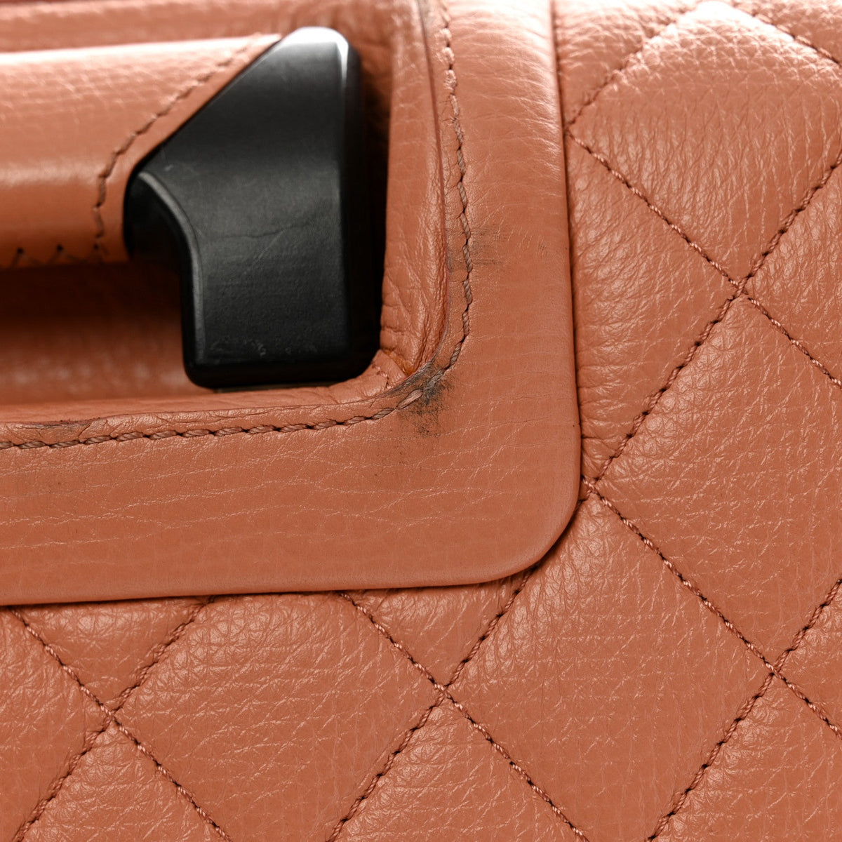 Quilted Calfskin Handbag - Pink