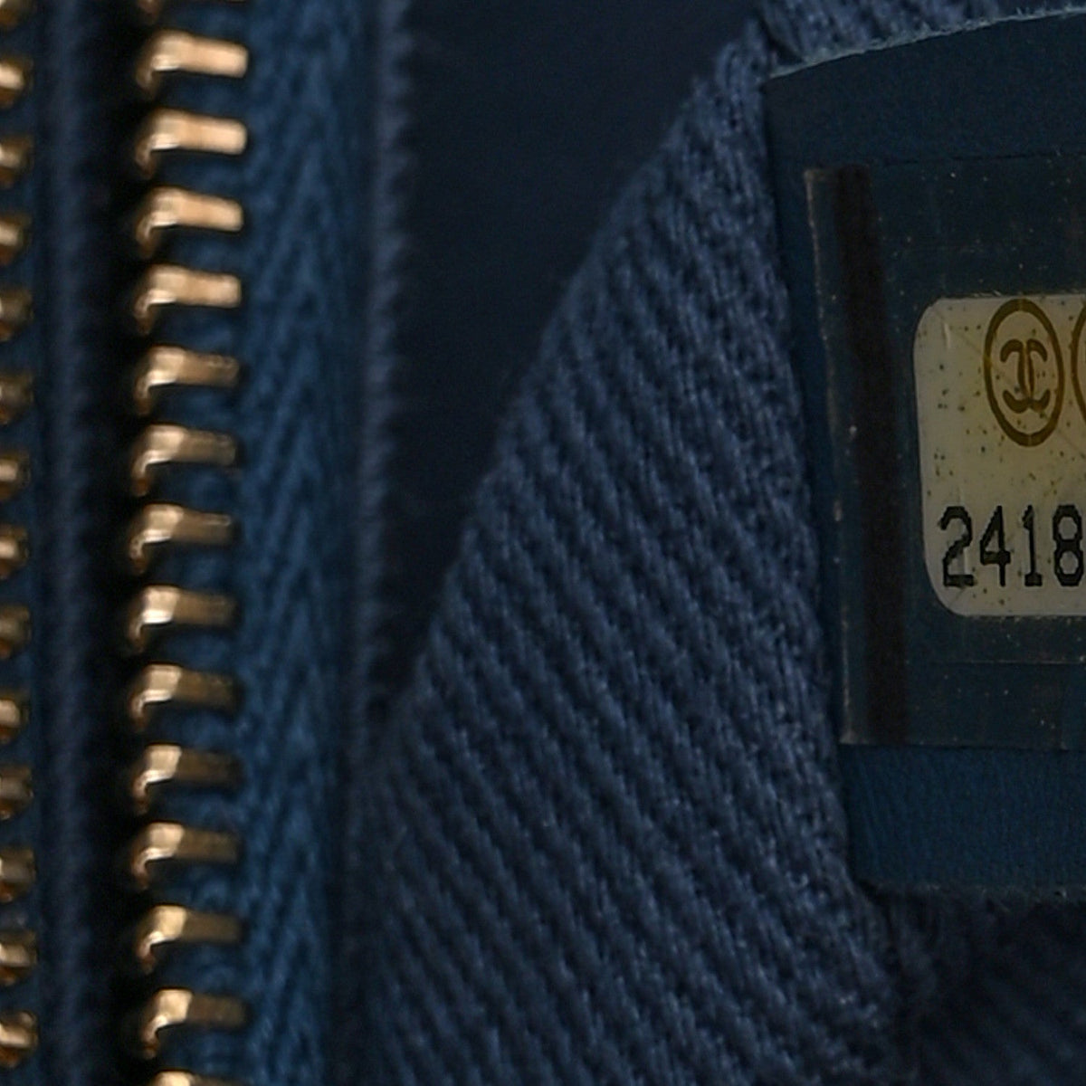 Medium Quilted Caviar Flap Shoulder Bag - Blue