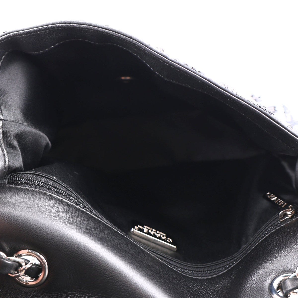 Medium Flap Shoulder Bag - Black