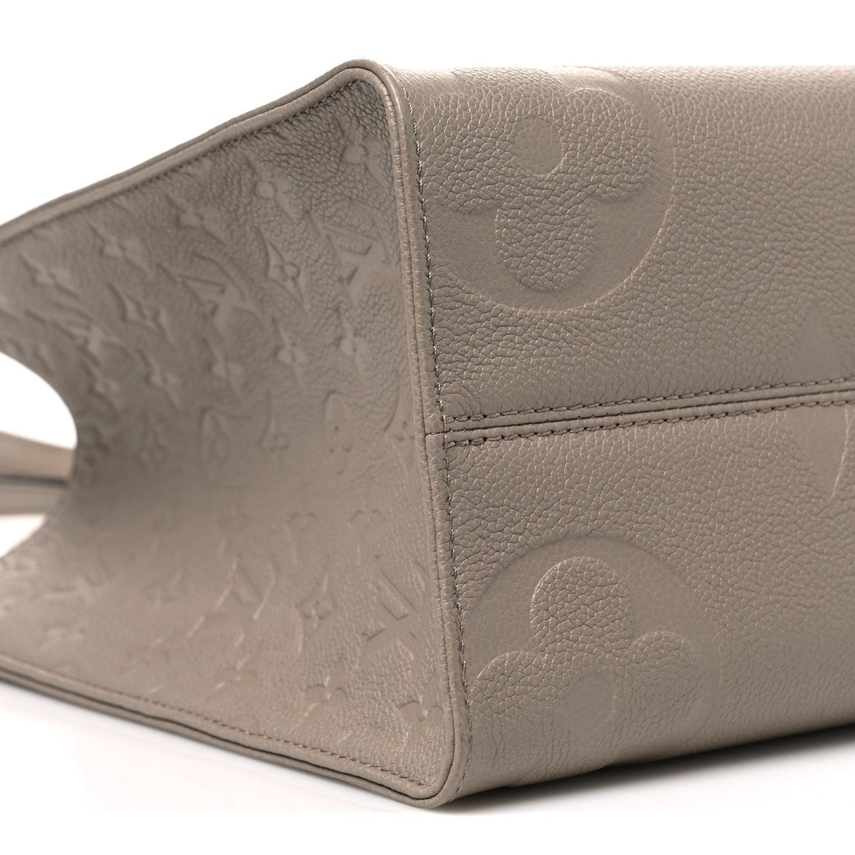 Empreinte Monogram Giant Onthego Mm Tour Handbag