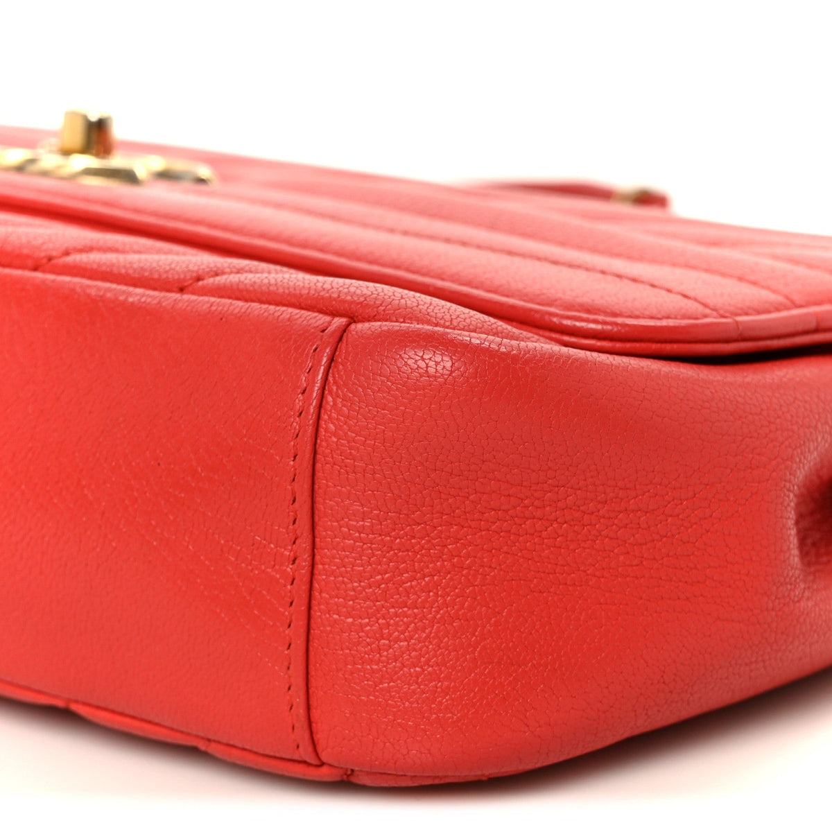 Medium Quilted Goatskin Flap Shoulder Bag - Red