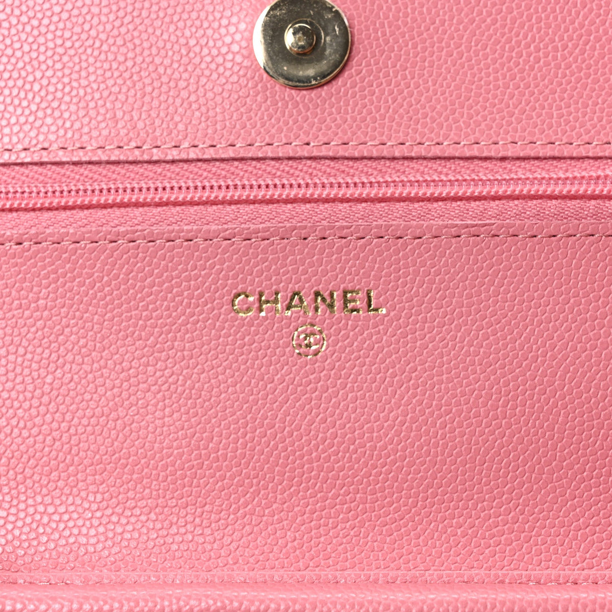 Quilted Caviar Wallet Bag - Pink