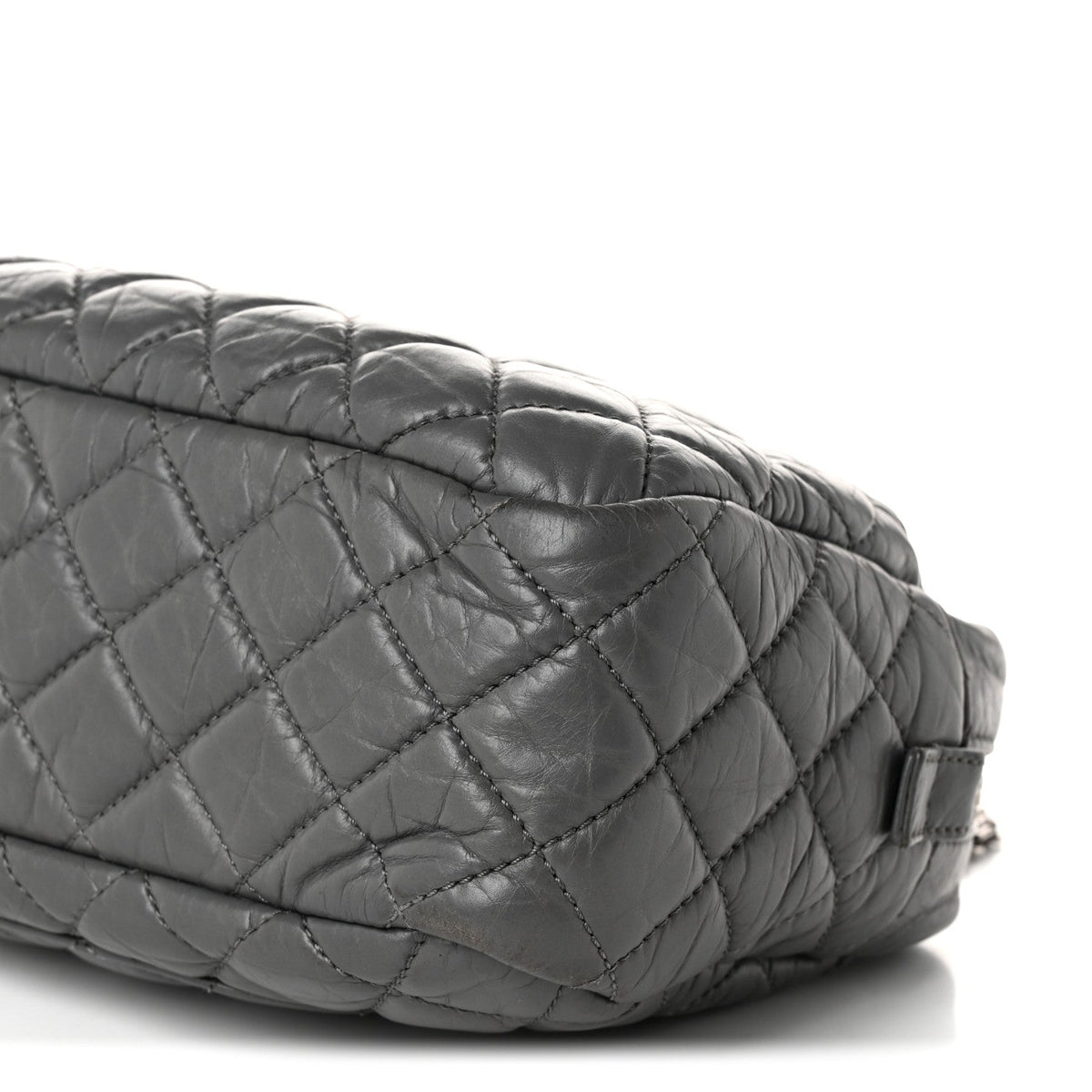 Medium Quilted Calfskin Handbag - Grey