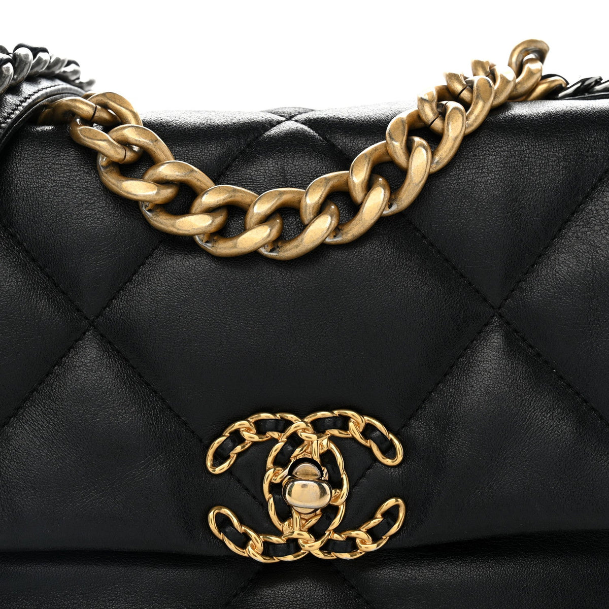 Medium Quilted Goatskin Flap Shoulder Bag - Black