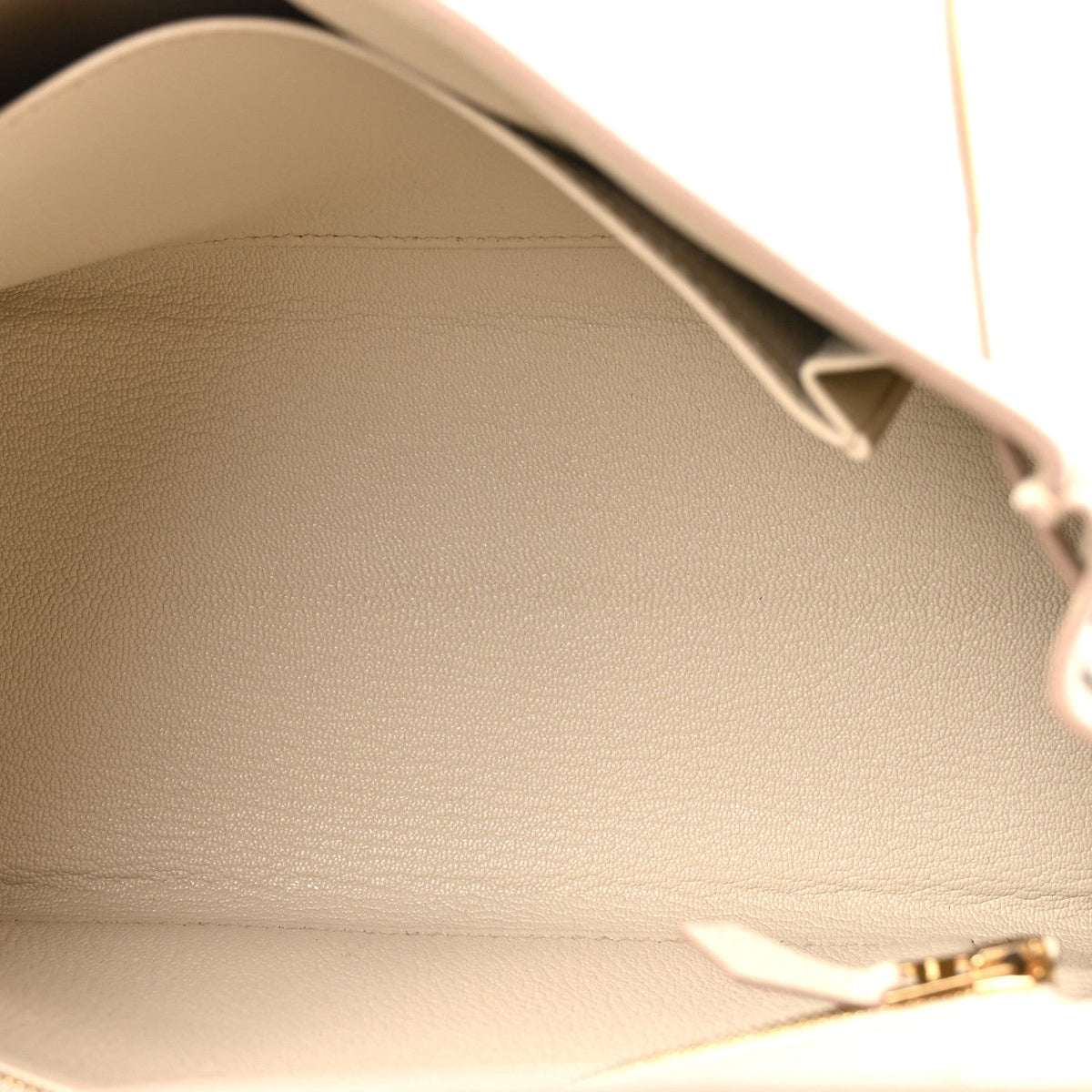 Togo Kelly Retourne 25 Beton Handbag