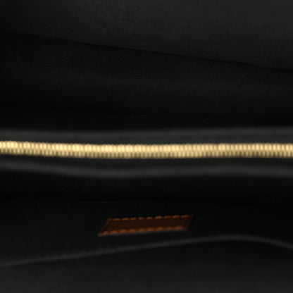 Reverse Monogram Dauphine Mm Handbag