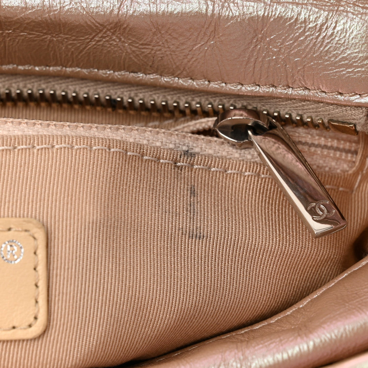Small Quilted Calfskin Hobo Bag - Pink