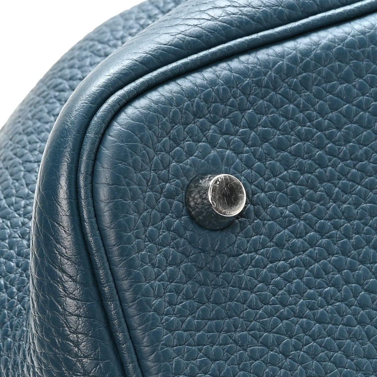 Taurillon Clemence Picotin Lock Mm Caban Handbag