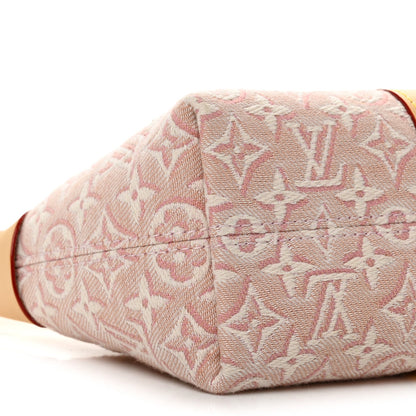 Monogram Embleme Mia Pochette Rose Ruban Handbag