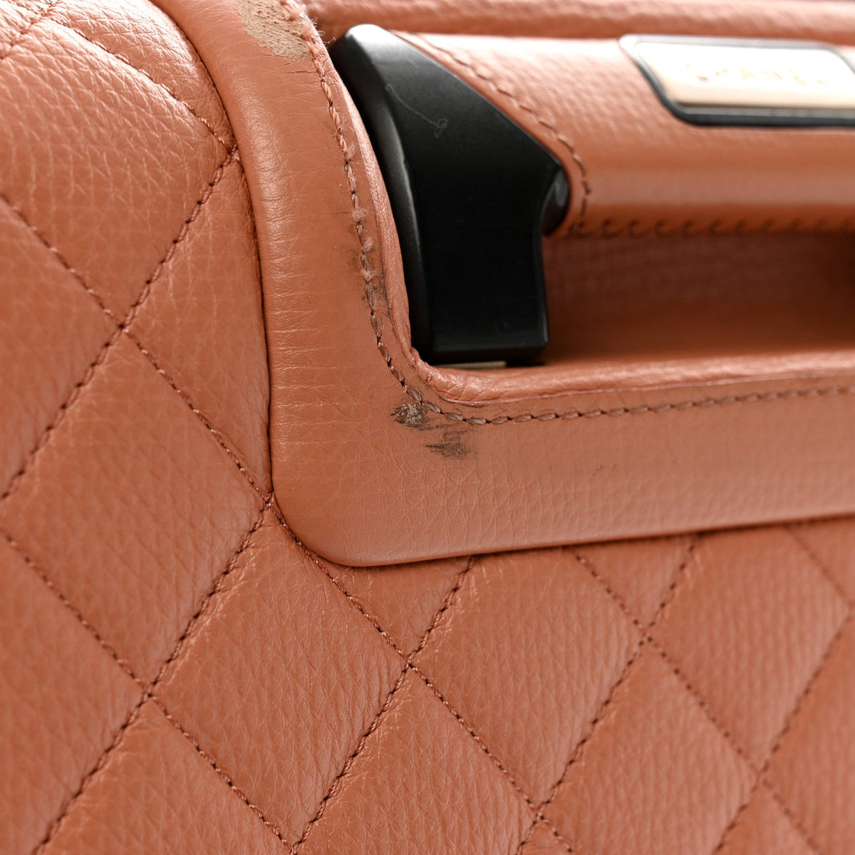 Quilted Calfskin Handbag - Pink