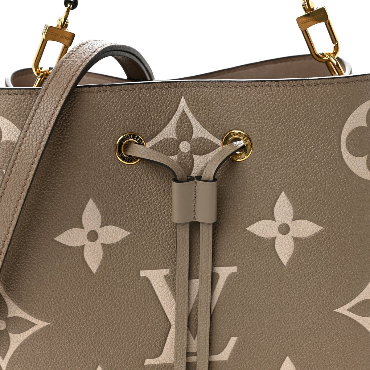 Empreinte Monogram Giant Neonoe Mm Tourt Handbag