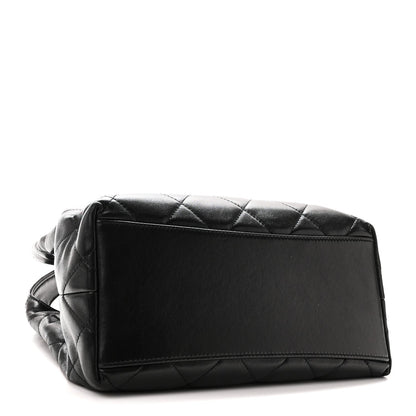 Quilted Lambskin Handbag - Black