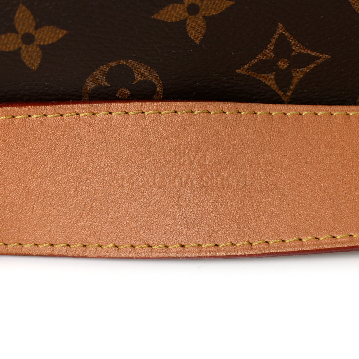 Monogram Carryall Mm Handbag