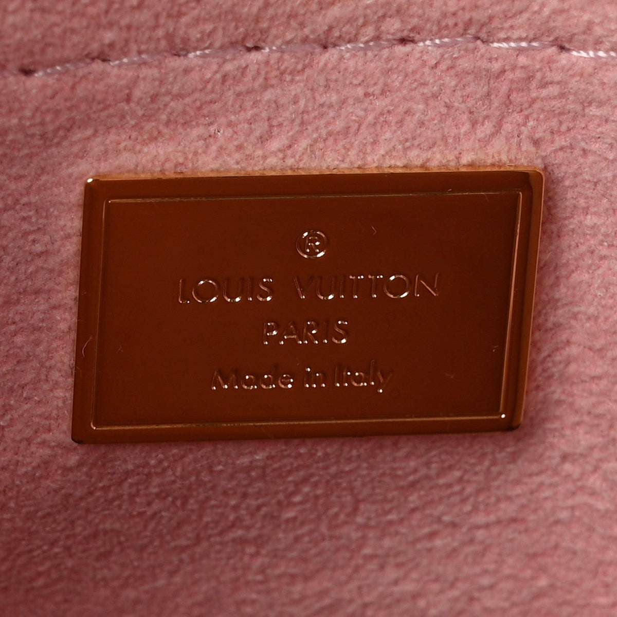 Vernis Epi Monogram Spring Street Rose B Handbag