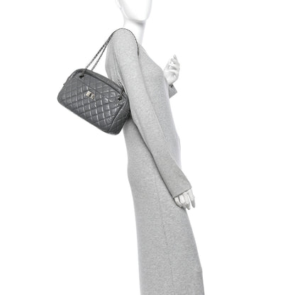 Medium Quilted Calfskin Handbag - Grey