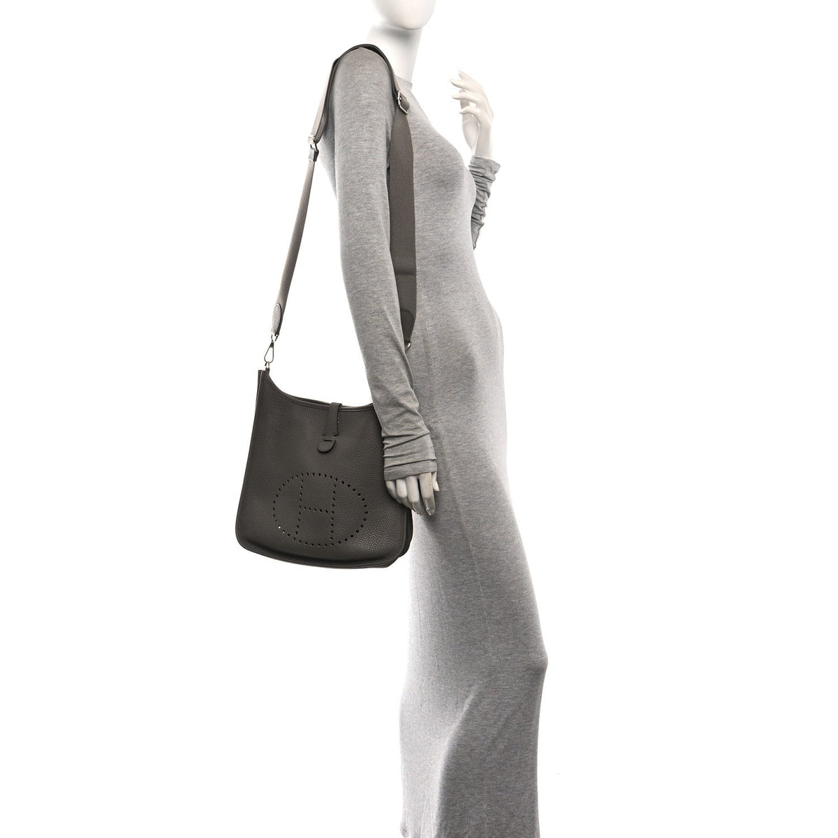 Taurillon Clemence Evelyne Iii Pm Etain Handbag