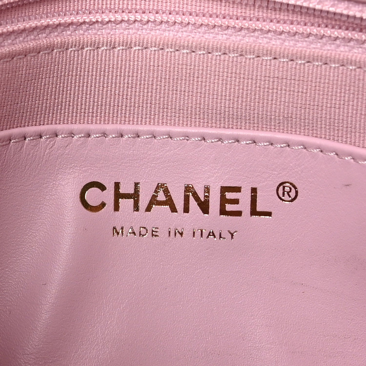 Medium Quilted Caviar Flap Shoulder Bag - Pink