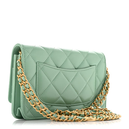 Quilted Lambskin Wallet Bag - Green