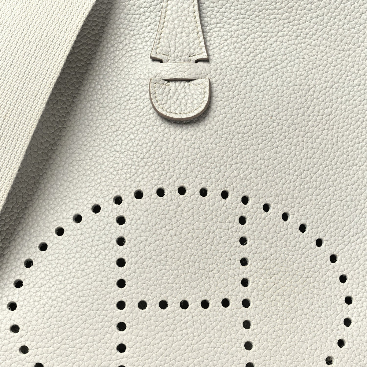 Taurillon Clemence Evelyne Iii Pm Gris P Handbag